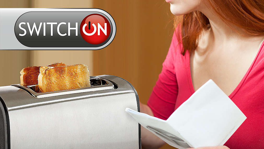Žena s tosterom SWITCH_ON i uputama za uporabu