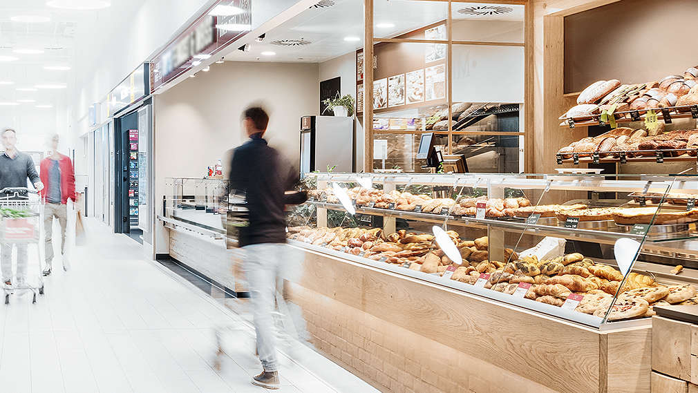 Wynajem powierzchni i reklam