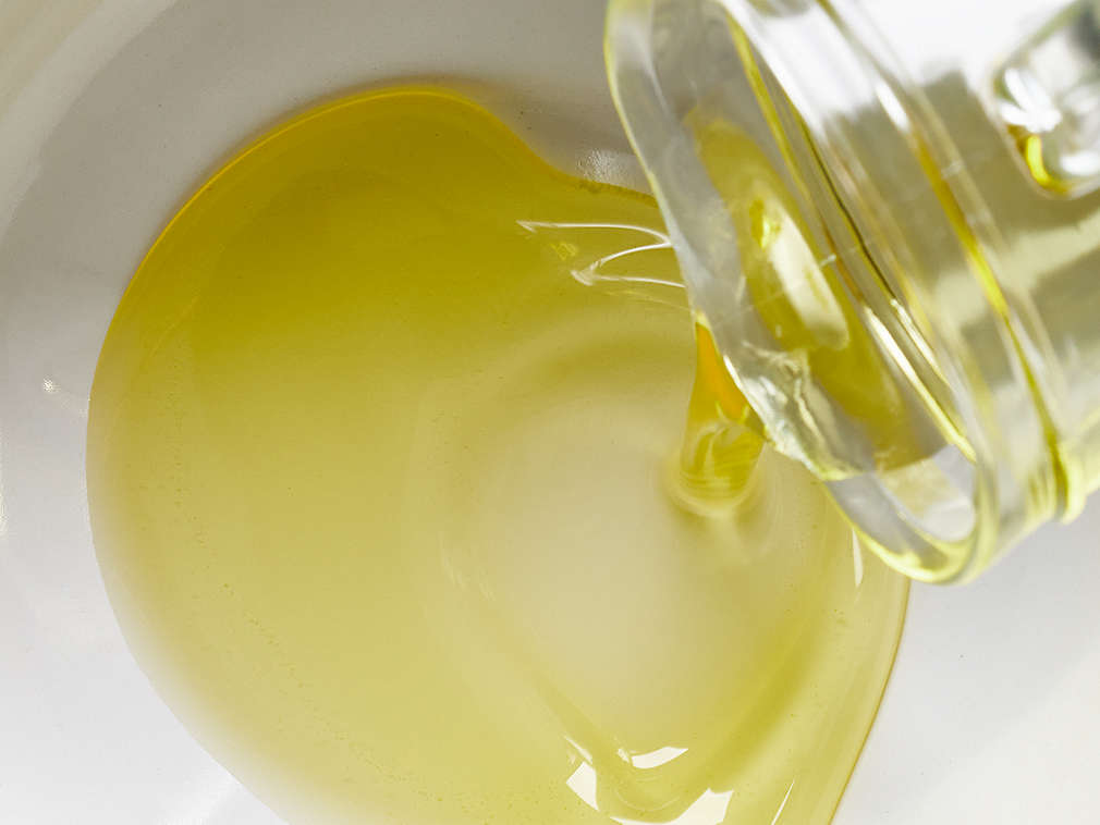 Slunečnicový olej v detailním pohledu