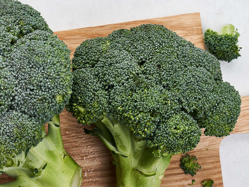 Свежая брокколи, подробный вид