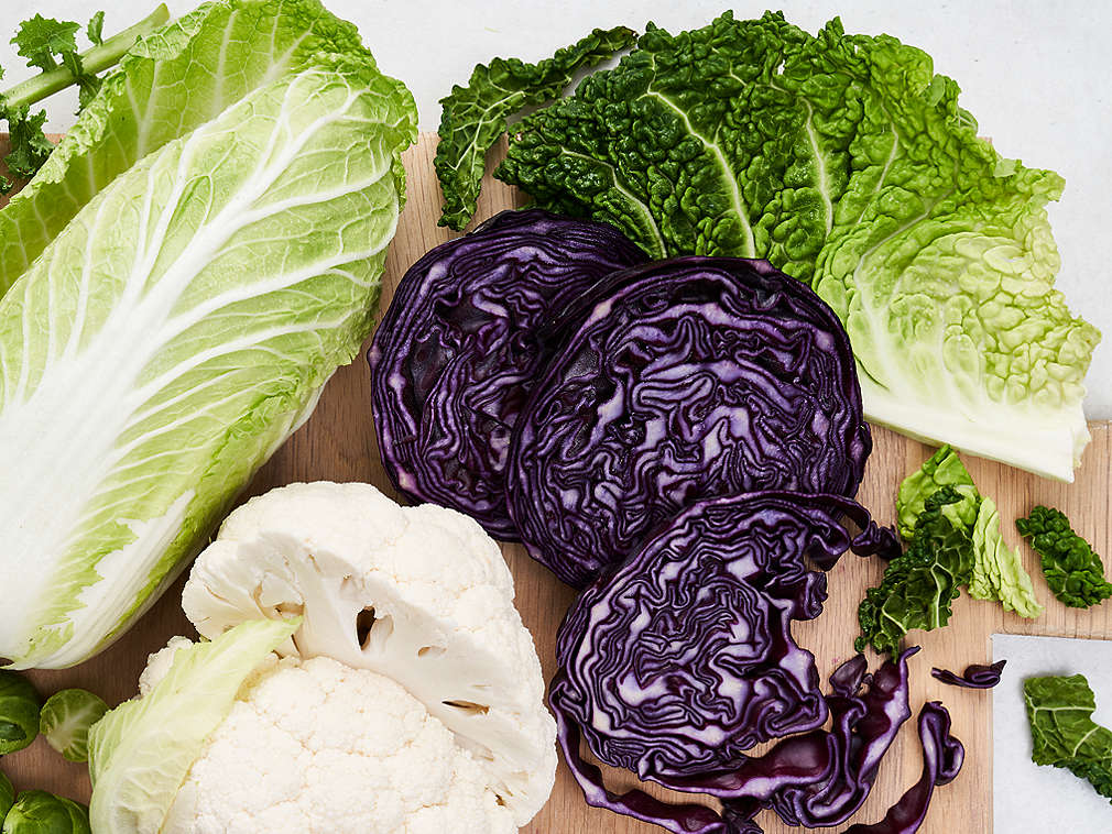 Свежая огородная капуста, подробный вид