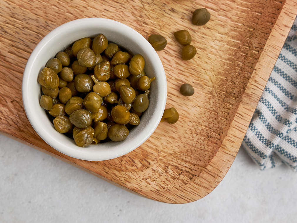 Свежие каперсы, подробный вид